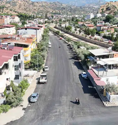 Nazilli'de kronik yol sorununa asfaltlı çözüm: Vatandaşın çilesi bitti