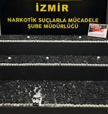 İzmir’de narkotik operasyonu: Zehir tacirlerinin sevkiyatına büyük darbe