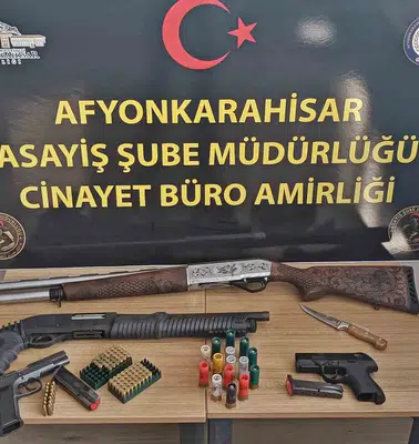 Afyonkarahisar polisi tetikte: 3 milyon liralık vurgunu son anda önledi