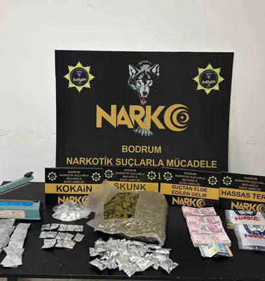 Bodrum narkotik ekiplerinden zehir tacirlerine şafak operasyonu