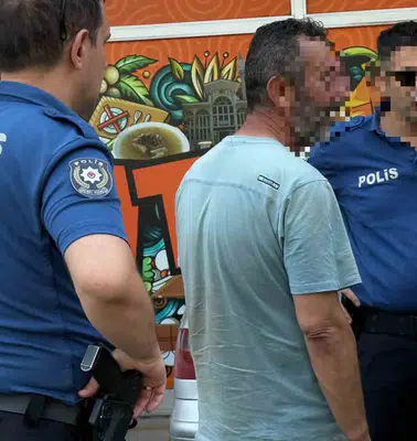 Parkta Kadın Gasp Edildi İhbarı Polisi Alarma Geçirdi, Gerçek Ortaya Çıkınca Herkesi Şaşırttı