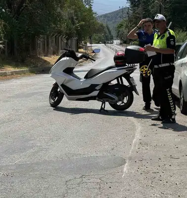 Menteşe'de saniyelerle yarışılan kaza: Motosikletin çarptığı çocuk hastanelik oldu