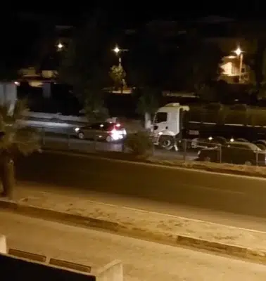 Aydın'da motosiklet dehşeti: Bariyerlere çarpan genç yaşam mücadelesi veriyor