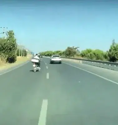 Denizli trafiğinde saniyelerle gelen mucize: Ölümden böyle döndü