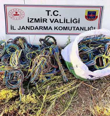 İnşaat alanında suçüstü yakalandılar: 700 bin liralık vurgun ortaya çıktı
