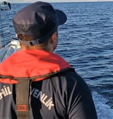 Didim'de kaçak geçiş operasyonu: Aralarında çocukların da bulunduğu 30 kişi yakalandı