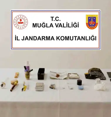 Bodrum'da uyuşturucu baskını: Eski avukatın da aralarında bulunduğu 3 kişi cezaevine gönderildi