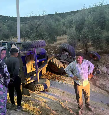 Bozdoğan'da tarım aracı kaza yaptı: Sürücü hastanelik oldu