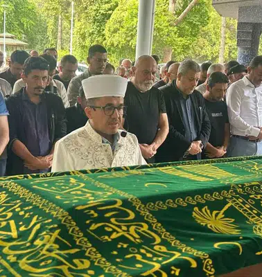 Denizli basını yasta: Emektar gazeteci Mümtaz Dündar toprağa verildi