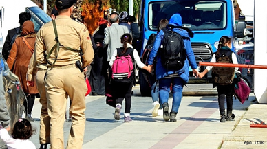Çeşme'de 92 Kaçak Göçmen Yakalandı