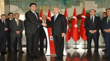 Yeni ittifak mı ? CHP Lideri ile Görüşen İsim Açıkladı