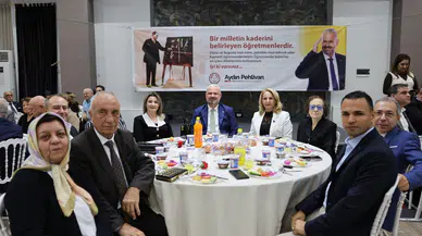 Pehlivan öğretmenlerle buluştu “Bir milletin istikbali, öğretmenlerin elindedir”