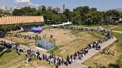 İzmir’de edebiyatın kalbi Kültürpark’ta attı