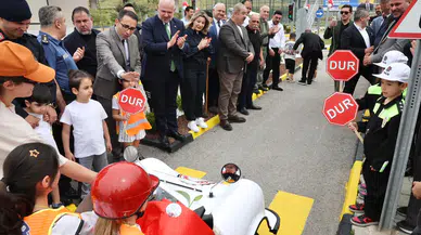Menemen'de Çocuklar İçin Trafik Eğitim Parkuru Açıldı