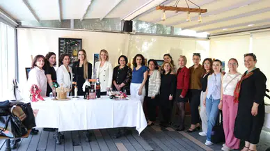 Kaklıç Sanat Akademisi'nde Emek Ve Sanatın Buluştuğu Yıl Sonu Sergisi