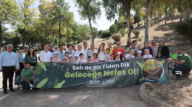 Başkan Mutlu, Konaklı miniklerle fidan dikti