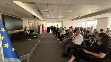 ESİAD’da 100 yıllık ömür ve yapay zeka çağı konuşuldu