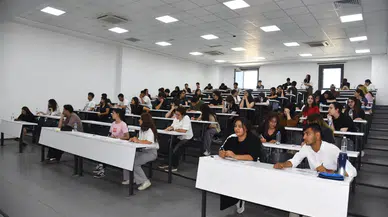 Menemen, eğitim yatırımlarıyla örnek gösteriliyor