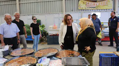 Başkan Akın Pazar Esnafı ve Vatandaşlarla Buluştu