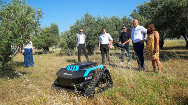 Gaziemir Belediyesi ot temizliğinde robot dönemini başlattı