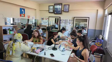 Bayraklı’da Ücretsiz Kurslar Kadınların Geleceğine Yön Veriyor
