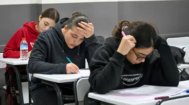 Bornova BELGEM'den YKS ve LGS'de tarihi başarılar: Öğrenciler gururlandırdı