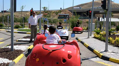 Menemen'de Çocuklar İçin Trafik Eğitim Parkuru Açıldı, İlgi Gördü
