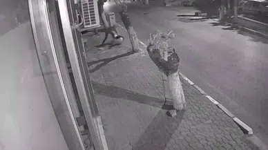 İzmir'de bıçaklı saldırganın tahliye kararı iptal edildi, yeniden tutuklandı.