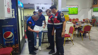Kemalpaşa Zabıta Ekipleri Kaldırım İşgalleri ve Ruhsat Kontrolleriyle Denetimlerini Sürdürüyor