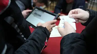 Yasa Dışı Bahis Çetesi İzmir'de Deşifre Oldu: 34 Şüpheli Yakalandı