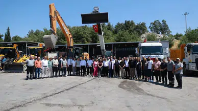 Karabağlar Belediyesi'nde toplu iş sözleşmesi sevinci