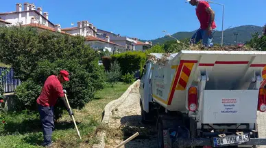 Menderes’in Sahil Bölgesinde Atık Seferberliği