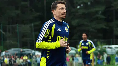 Mert Hakan Yandaş, Fenerbahçe ile 1 yıllık yeni sözleşme imzaladı