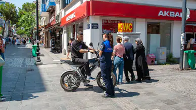 Karşıyaka Çarşısı’nda araç denetimleri sürüyor
