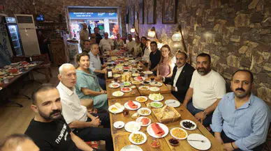 Başkan Mutlu, Tarihi Çarşı’da esnafla buluştu: “Kemeraltı, en büyük zenginliğimiz”