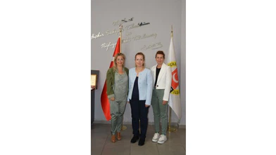 İZBB Muhtar İşleri Daire Başkanı Keskin ile şiddete karşı nar güç birliği