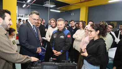 Alper Gezeravcı’dan BTÜ öğrencilerinin TEKNOFEST projelerine tam not