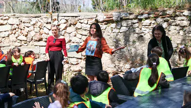 Minik öğrenciler kütüphanede kitaplarla buluştu