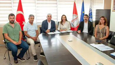 Karşıyaka’da Toplu İş Sözleşmesi’ne imzalar atıldı