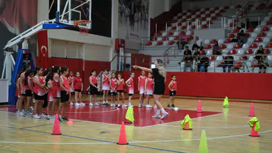 Bayraklı'da yaz spor okulları için kayıtlar başladı