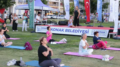 Konaklılar Kordon’da sporla buluştu