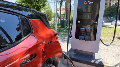 Bayraklı’da 10 noktada 20 şarj ünitesi
