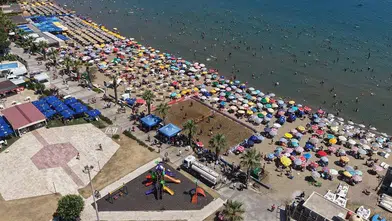 Sahil, Güneş ve Voleybol
