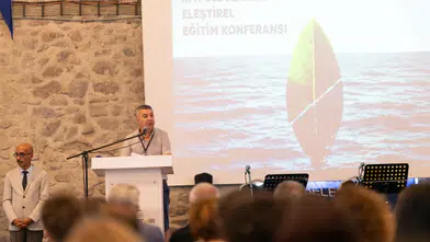 İzmir'de Uluslararası Eleştirel Eğitim Konferansı 2026 başladı: "Otoriter Zamanlarda Sınıfı Yeniden Kurgulamak" teması