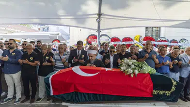 Gazeteci Gürel, son yolculuğuna uğurlandı