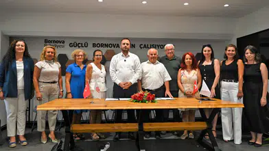 Bornova’da “Üçüncü Yaş Üniversitesi” dönemi başlıyor