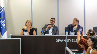 Karşıyaka’da kentsel dönüşüm zirvesi: Uzmanlar vatandaşlarla buluştu