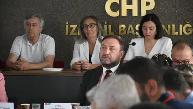 CHP Parti Okulundan İzmir’de Yönetici Eğitimi
