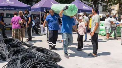 Büyükşehir’den domates ve çilek üreticisine iklim zırhı