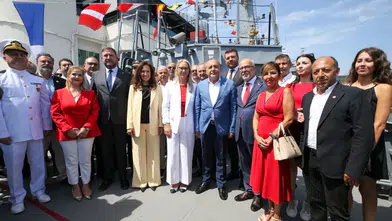 “Karşıyaka Gemisi”nde Zafer Bayramı coşkusu!